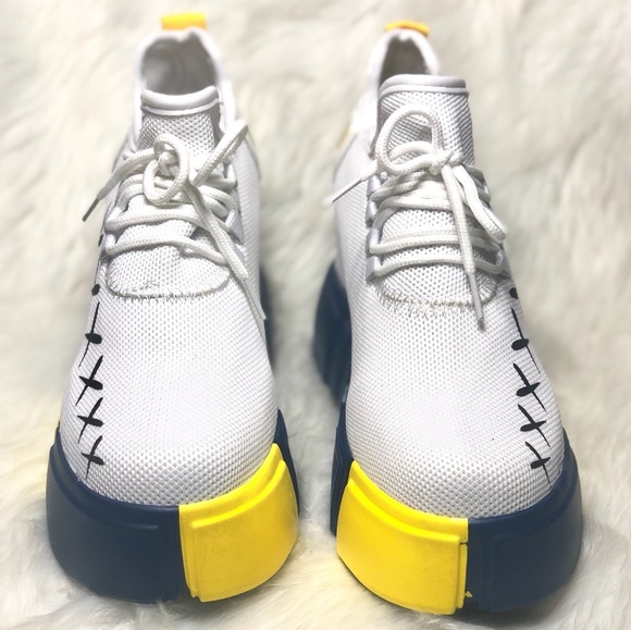 Women's Chunky Heel Slip-on Wedges - Picture 2 of 5